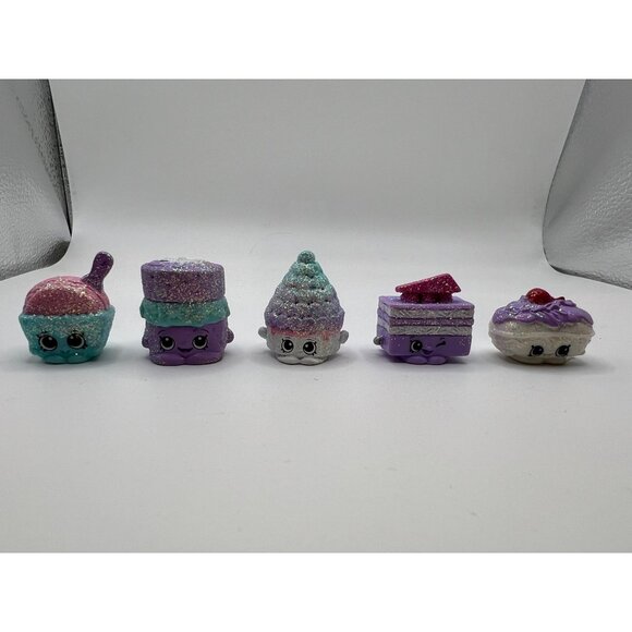 Random Lot of Glitter Finished Shopkins Total Of 5 Mini Figures Collectibles - Picture 1 of 5